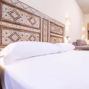 By Qhotels Tarifa