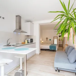 Malabau House Apartment