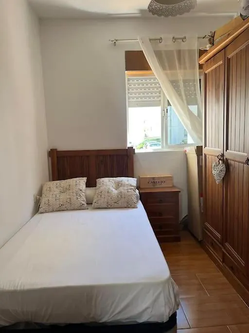 Alojamiento De Guzman Tarifa Apartment